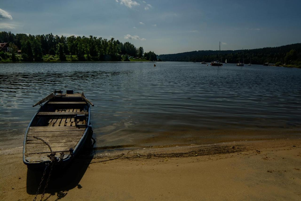 Apartmány Pinie Lipno Lipno nad Vltavou Zewnętrze zdjęcie
